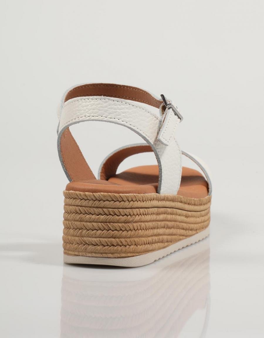 SANDALIAS REBECCA HOPE 5208 en color Blanco