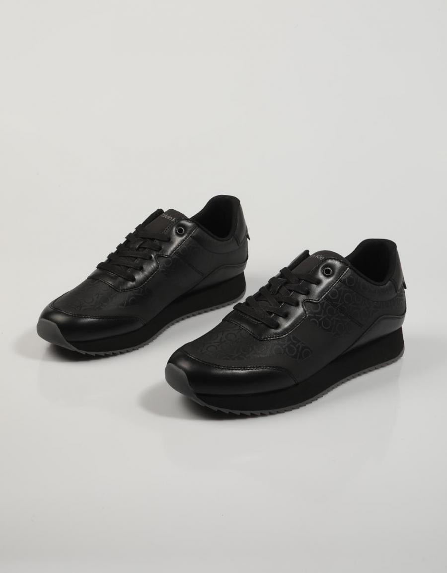 ZAPATILLAS CALVIN KLEIN LOW en color Negro
