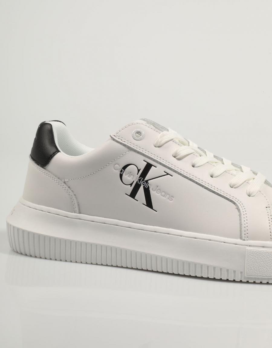 ZAPATILLAS CALVIN KLEIN CHUNKY en color Blanco