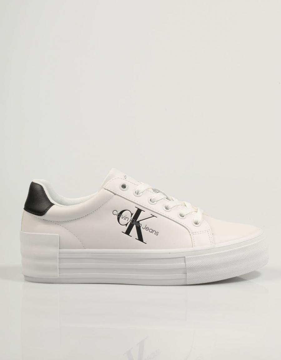 ZAPATILLAS CALVIN KLEIN BOLD VULC FLATFORM LACEUP LTH WN en color Blanco