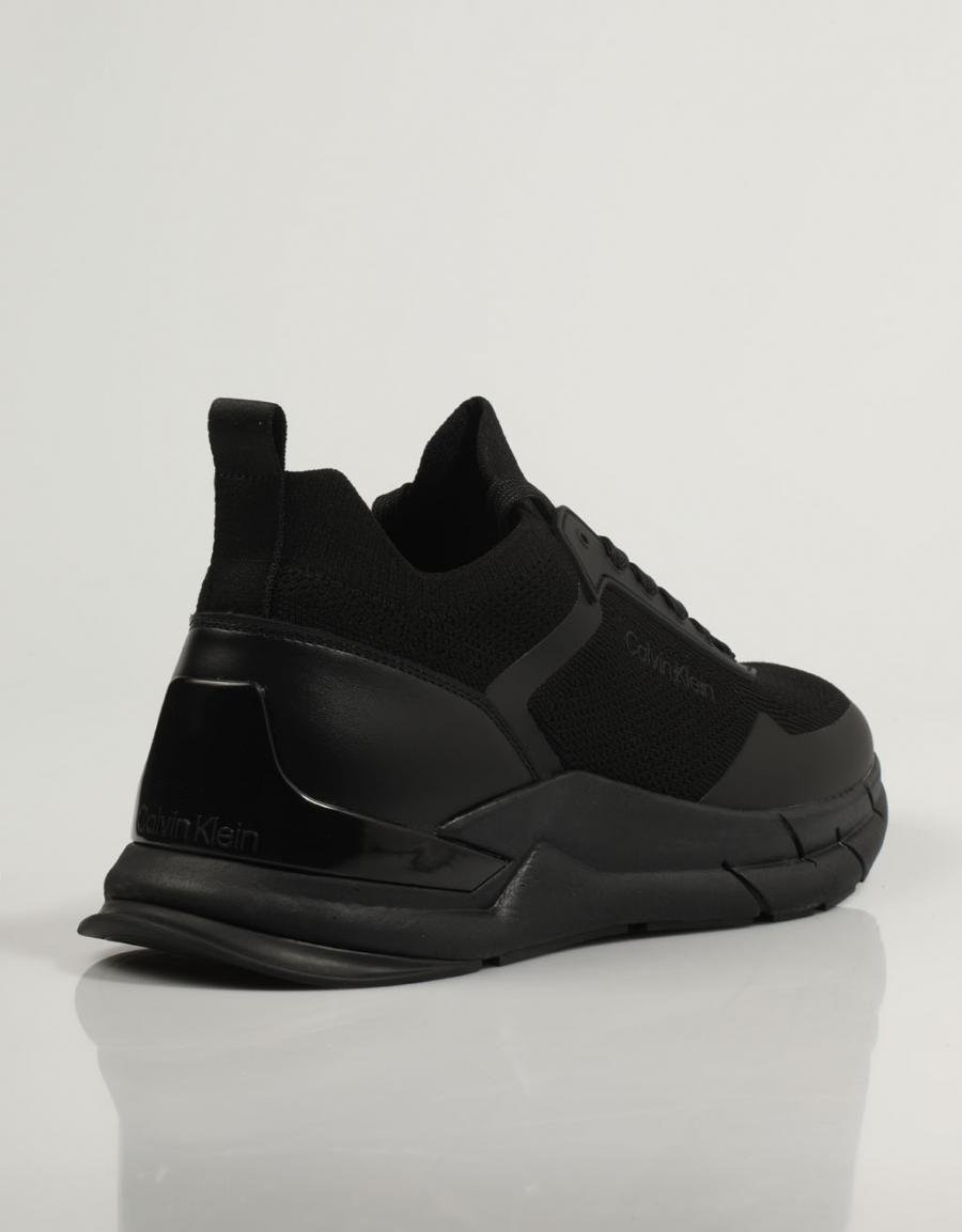ZAPATILLAS CALVIN KLEIN LOW TOP LACE UP KNIT en color Negro