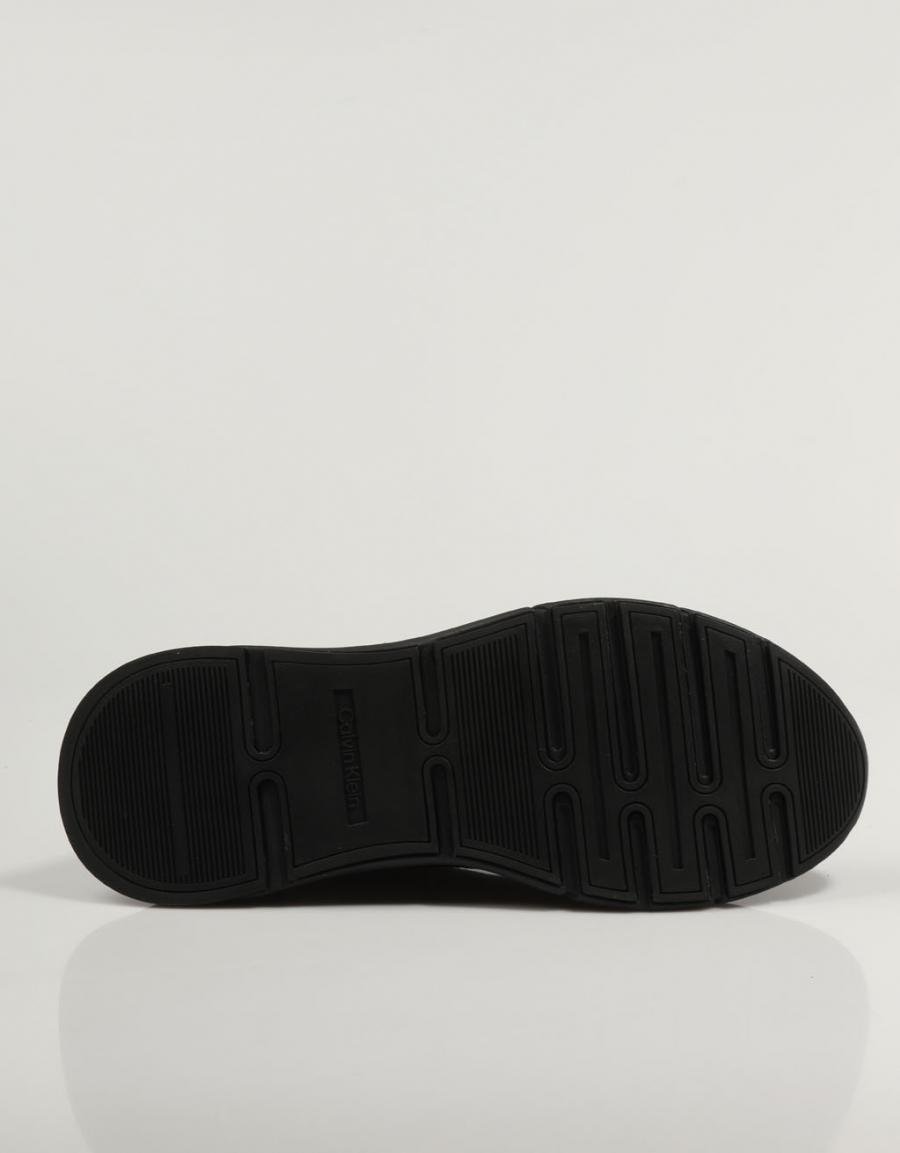 ZAPATILLAS CALVIN KLEIN LOW TOP LACE UP KNIT en color Negro
