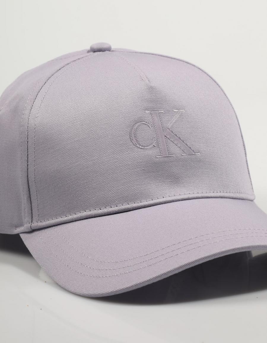 GORRA CALVIN KLEIN ARCHIVE en color Morado