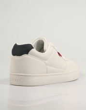 ZAPATILLAS LEVIS LIAM en color Blanco
