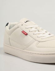 ZAPATILLAS LEVIS LIAM en color Blanco