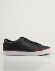 ZAPATILLAS TOMMY HILFIGER TH HI VULC CORE LOW LEATHER en color Azul marino
