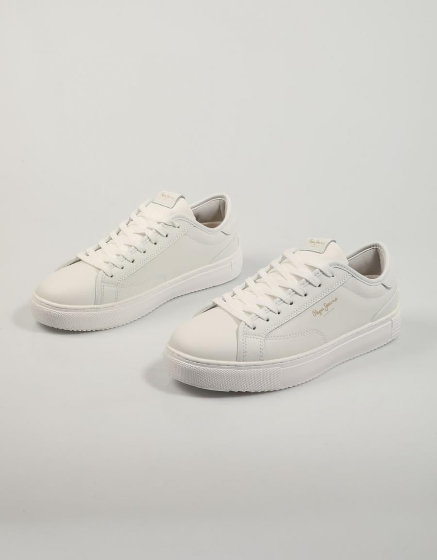 ZAPATILLAS PEPE JEANS ADAMS BASY PLS31538 en color Blanco