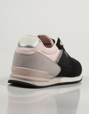 ZAPATILLAS PEPE JEANS LONDON CLASSIC G PGS30585 en color Negro