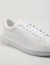 ZAPATILLAS ARMANI EXCHANGE XUX123 en color Blanco
