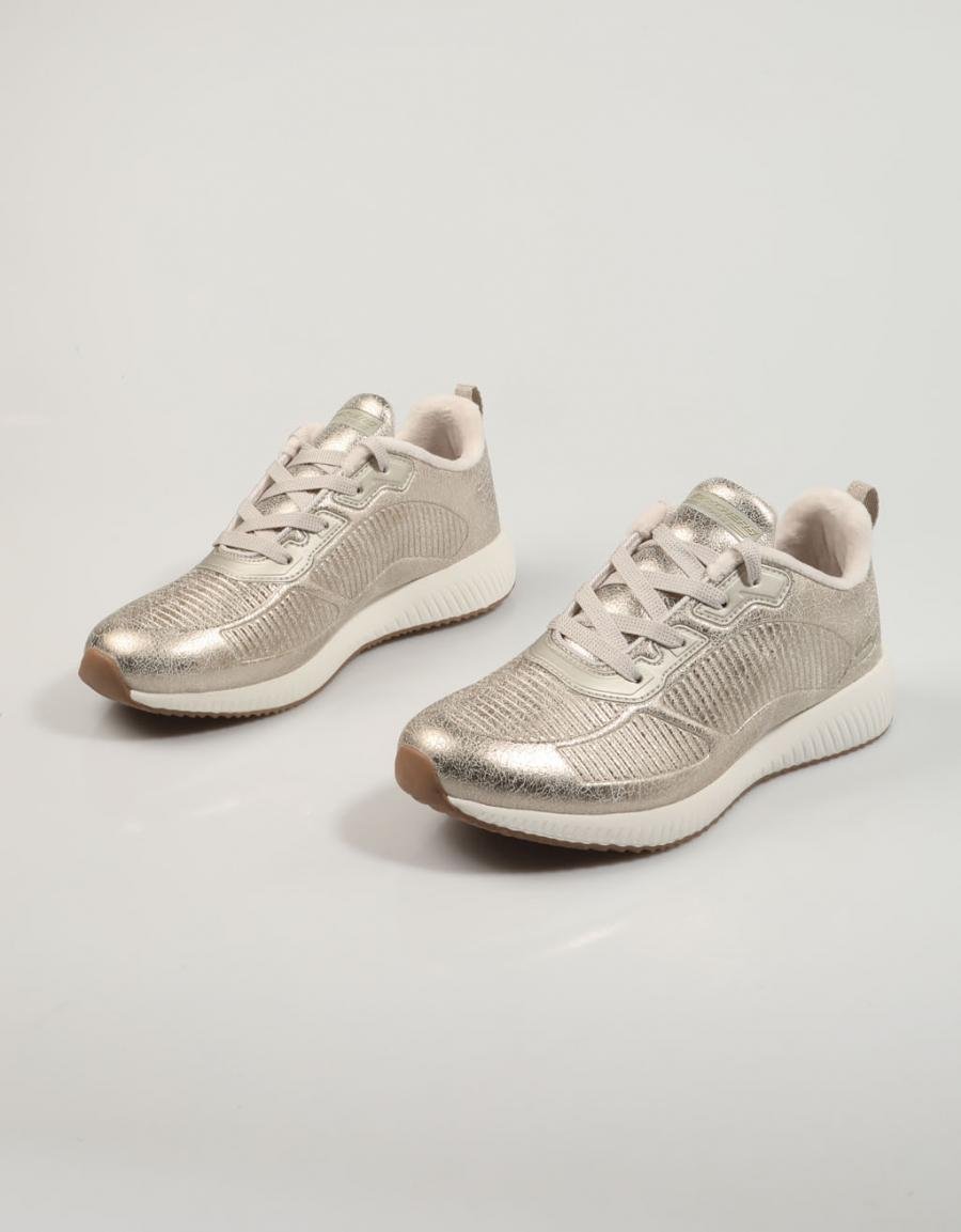 ZAPATILLAS SKECHERS CHMP-CHAMPAGNE en color Platino