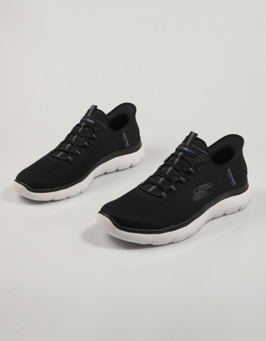 ZAPATILLAS SKECHERS SPORT SLIP INS en color Negro