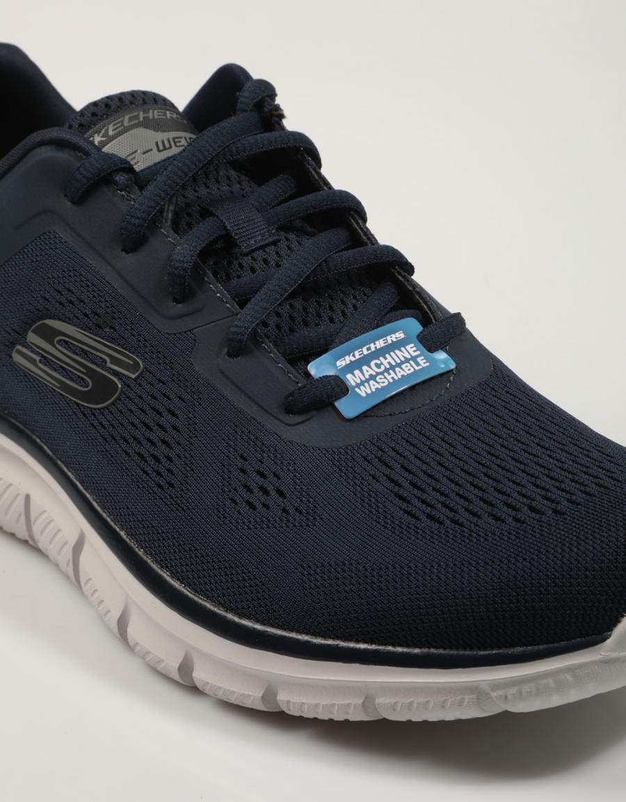 ZAPATILLAS SKECHERS TRACK en color Azul marino