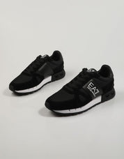 ZAPATILLAS ARMANI EA7 TRAINING X8X151 XK354 en color Negro
