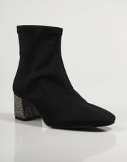 BOTINES MISS ELASTIC 77355 en color Negro