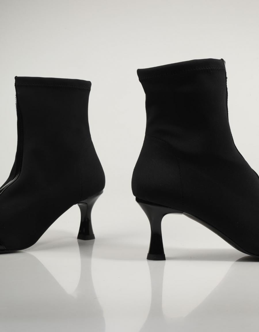 BOTINES MISS ELASTIC 77039 en color Negro