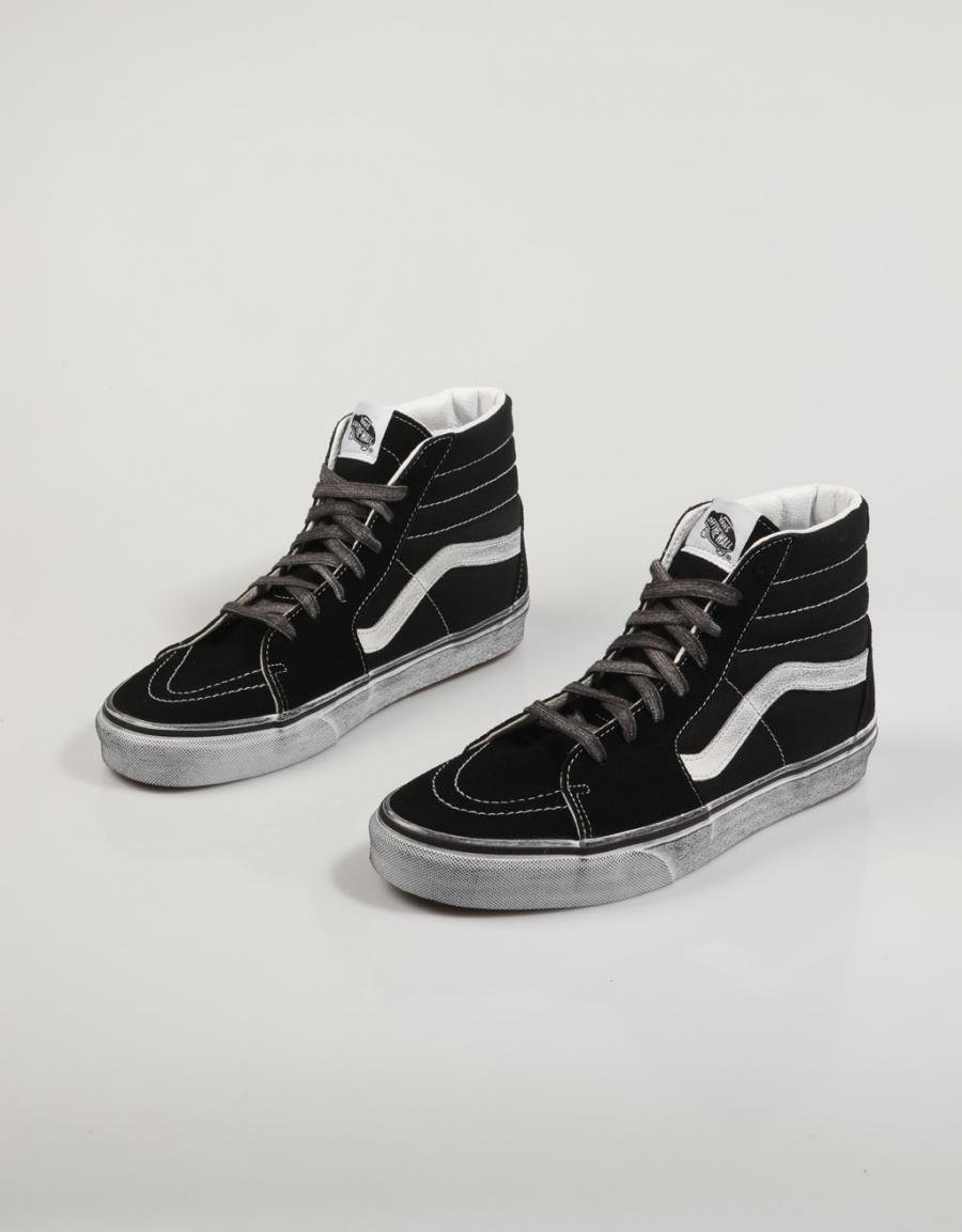 ZAPATILLAS VANS SK8 HI en color Negro