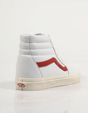 ZAPATILLAS VANS SK8 HI en color Blanco