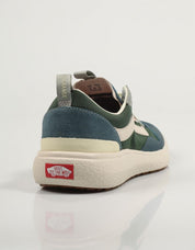 ZAPATILLAS VANS ULTRARANGE EXO en color Azul marino