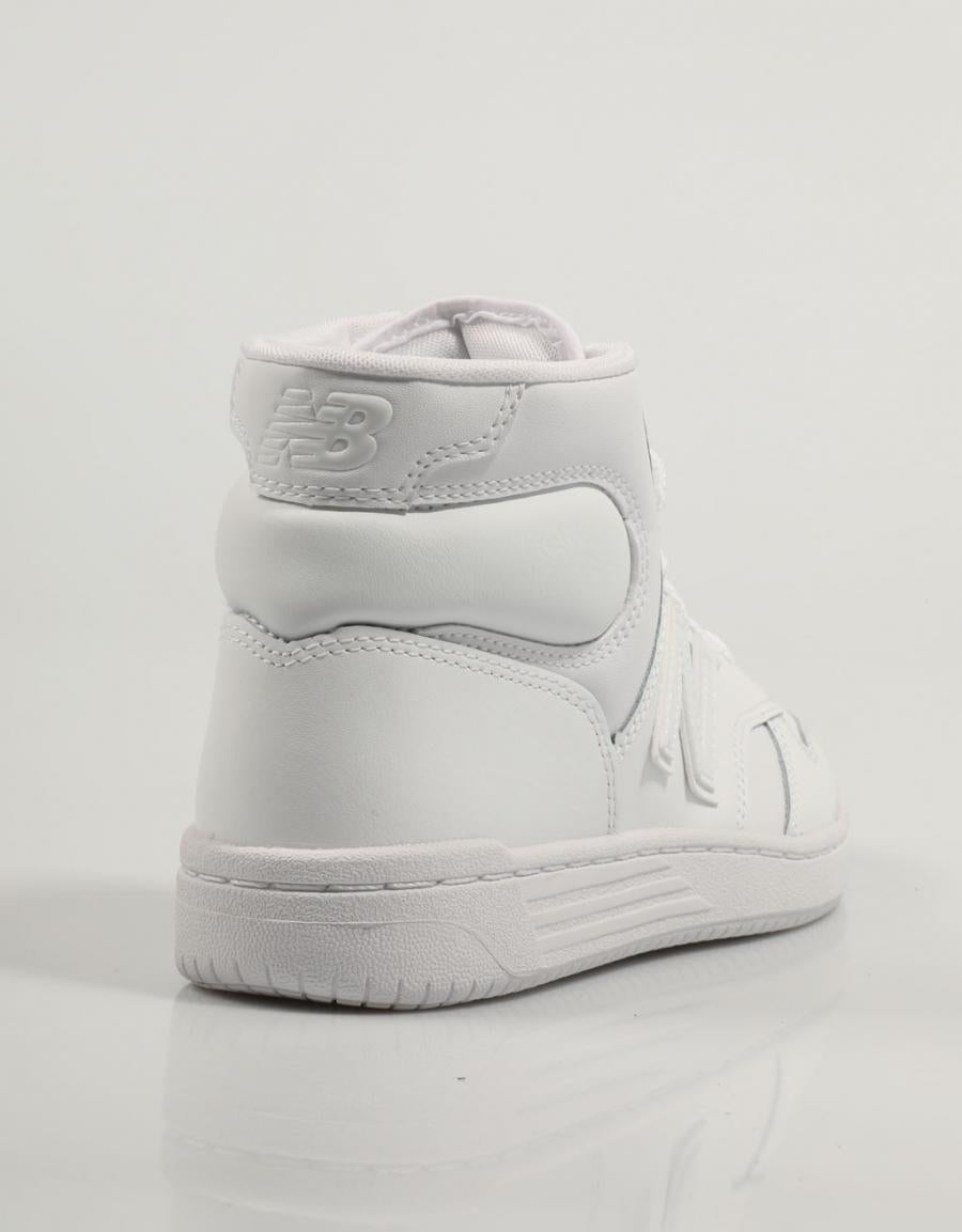 ZAPATILLAS NEW BALANCE BB480 en color Blanco