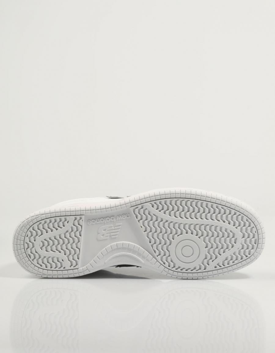 ZAPATILLAS NEW BALANCE BB480 en color Blanco