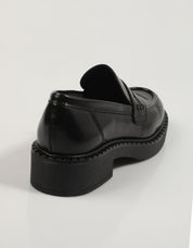 ZAPATOS SPORT REBECCA HOPE 2601 en color Negro