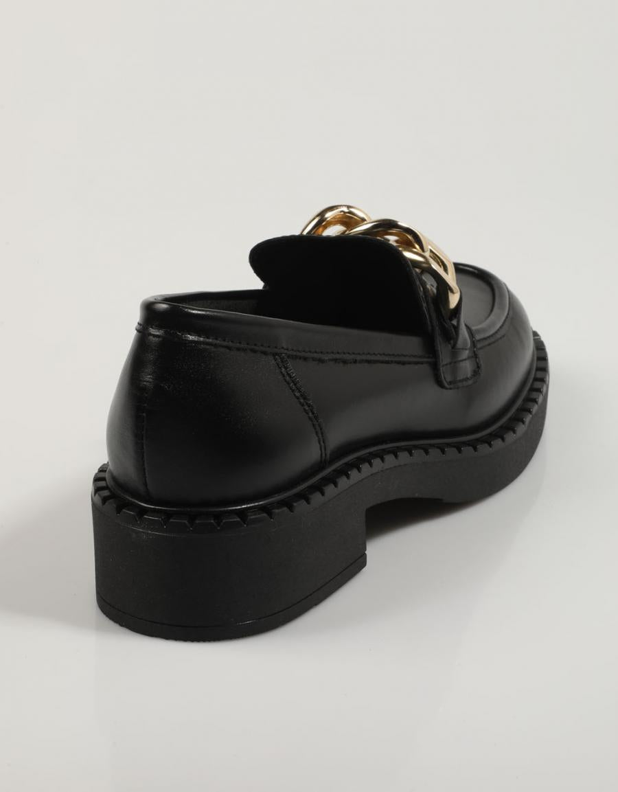 ZAPATOS SPORT REBECCA HOPE 2656 en color Negro