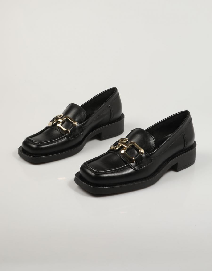 ZAPATOS SPORT REBECCA HOPE 4726 en color Negro
