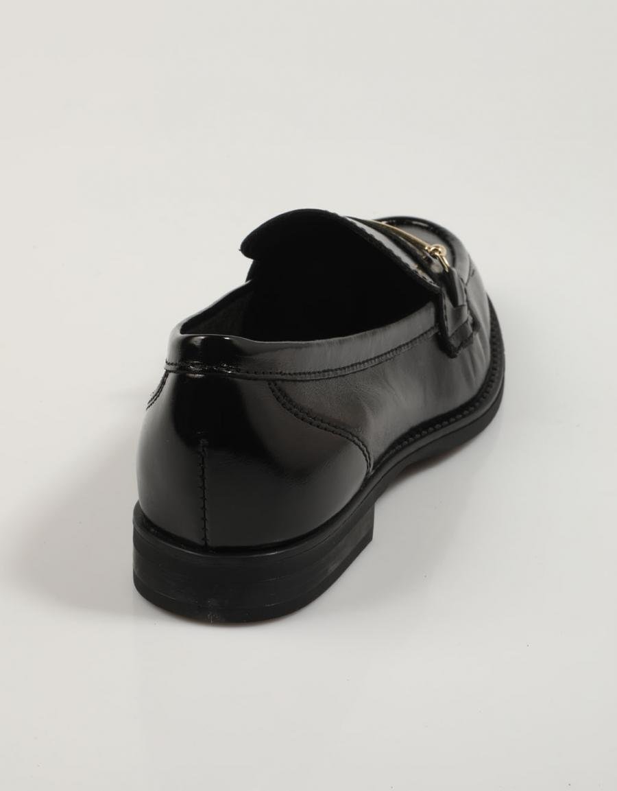 ZAPATOS SPORT REBECCA HOPE 1114 en color Negro