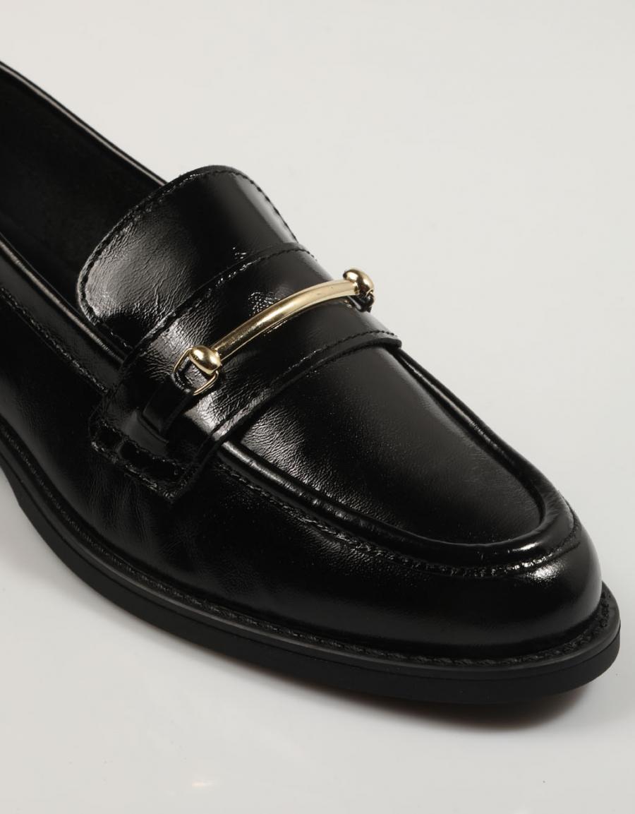 ZAPATOS SPORT REBECCA HOPE 1114 en color Negro