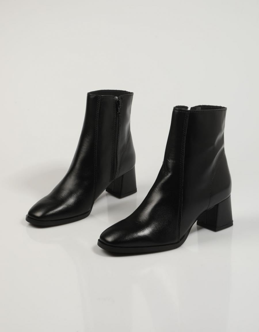 BOTINES REBECCA HOPE 2788 en color Negro