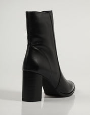 BOTINES REBECCA HOPE 4008 en color Negro