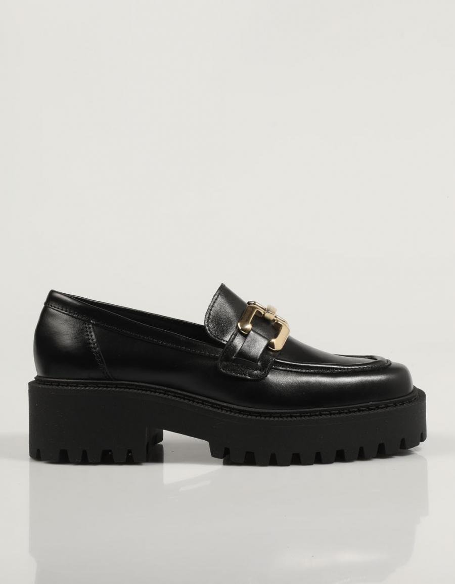 ZAPATOS SPORT REBECCA HOPE 7146 en color Negro