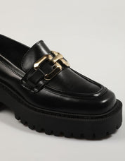 ZAPATOS SPORT REBECCA HOPE 7146 en color Negro