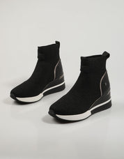 BOTINES XTI 141924 en color Negro