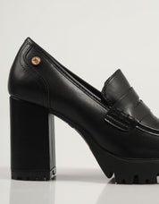 ZAPATOS VESTIR XTI 142071 en color Negro