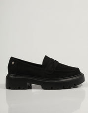 ZAPATOS SPORT XTI 142118 en color Negro