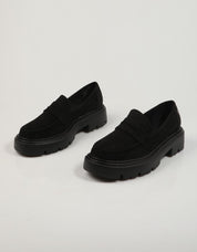 ZAPATOS SPORT XTI 142118 en color Negro