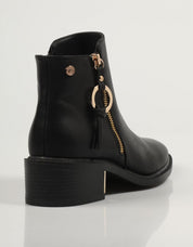 BOTINES XTI 141941 en color Negro