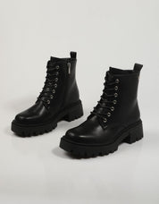 BOTINES XTI 141844 en color Negro