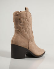 BOTINES XTI 142051 en color Beige