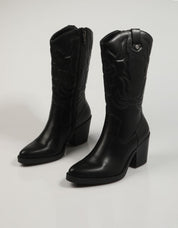 BOTAS XTI 141995 en color Negro