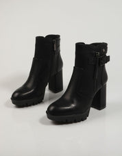 BOTINES XTI 140650 en color Negro