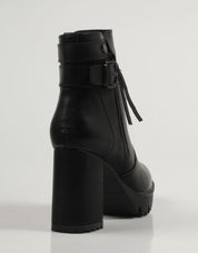 BOTINES XTI 140650 en color Negro