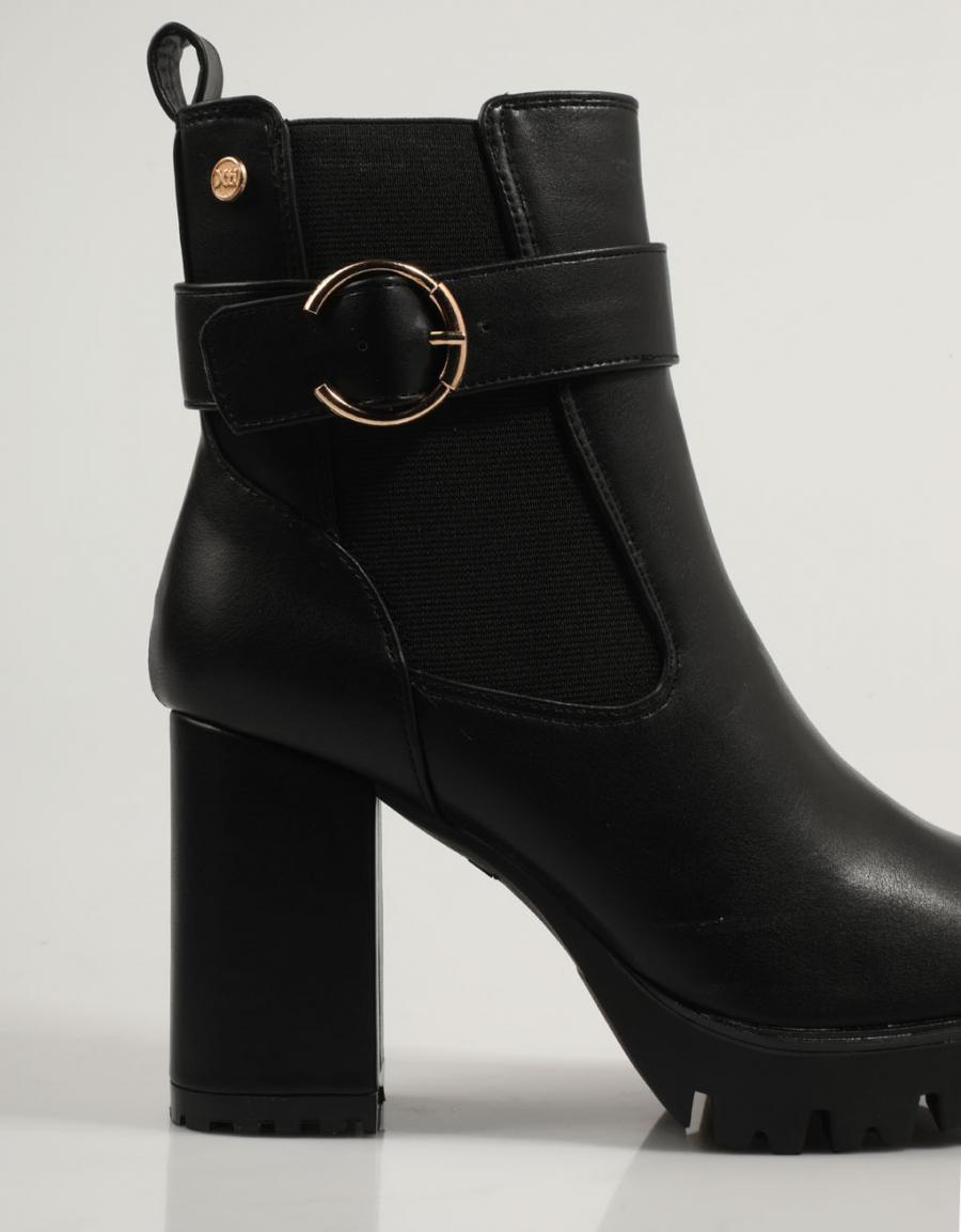 BOTINES XTI 141997 en color Negro