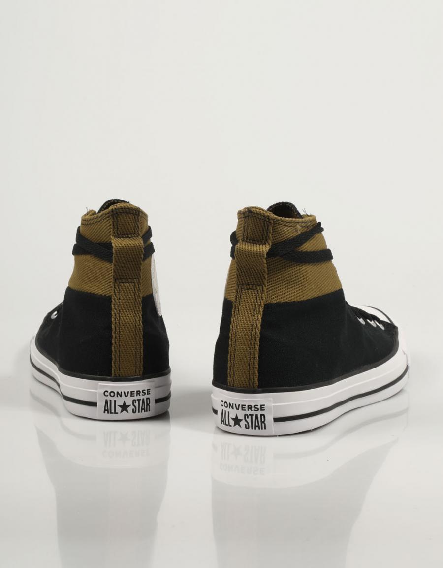 ZAPATILLAS CONVERSE CHUCK TAYLOR ALL STAR en color Negro
