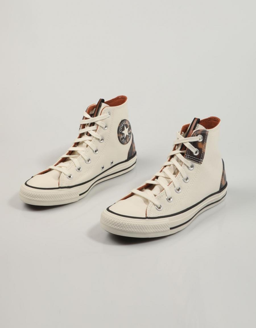 ZAPATILLAS CONVERSE CHUCK TAYLOR ALL STAR en color Hielo