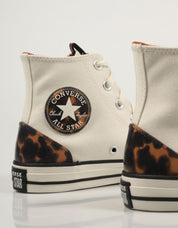 ZAPATILLAS CONVERSE CHUCK TAYLOR ALL STAR en color Hielo