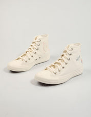 ZAPATILLAS CONVERSE CHUCK TAYLOR ALL STAR en color Blanco