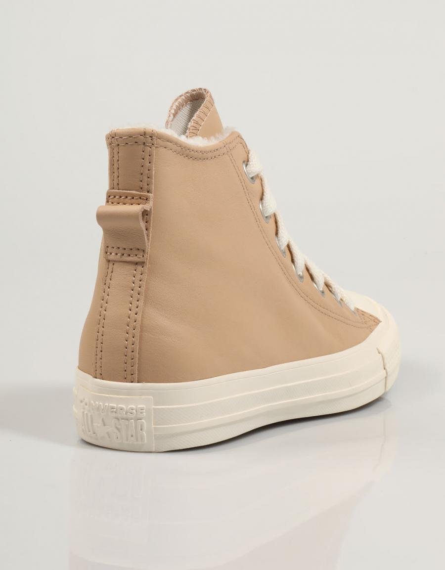 ZAPATILLAS CONVERSE CHUCK en color Beige