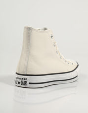 ZAPATILLAS CONVERSE CHUCK en color Beige